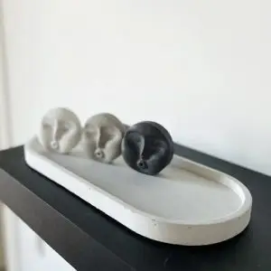 Rankų darbo smilkalinės "veidukai: iš betono